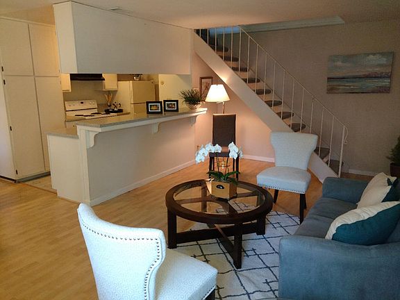 4th image of 2321 Saidel Dr APT 3