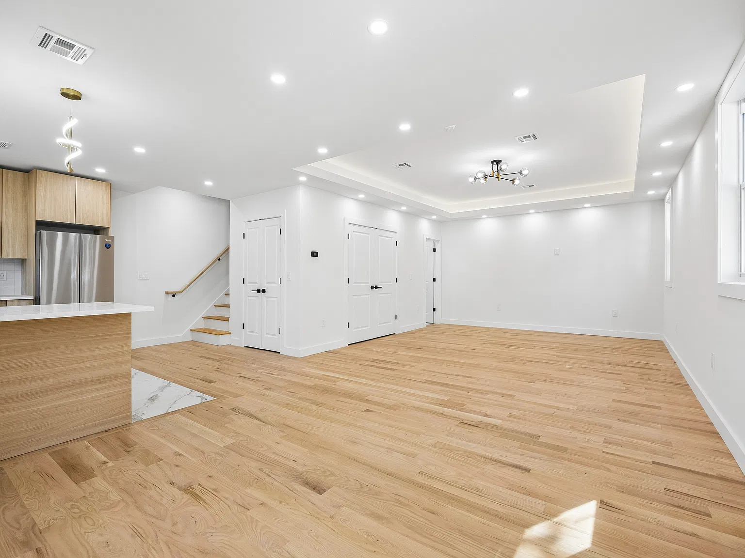 1 bed, 1200 sqft, $3,500 — Photo 4