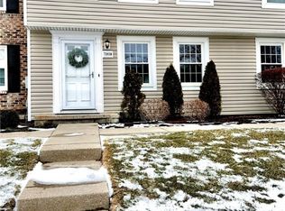 7383 Willow Run Dr, Mentor, OH