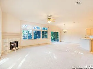 2709 Diamond Trl — Photo 3