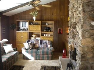 13970 W Crawford Dr, New Berlin, WI 53151