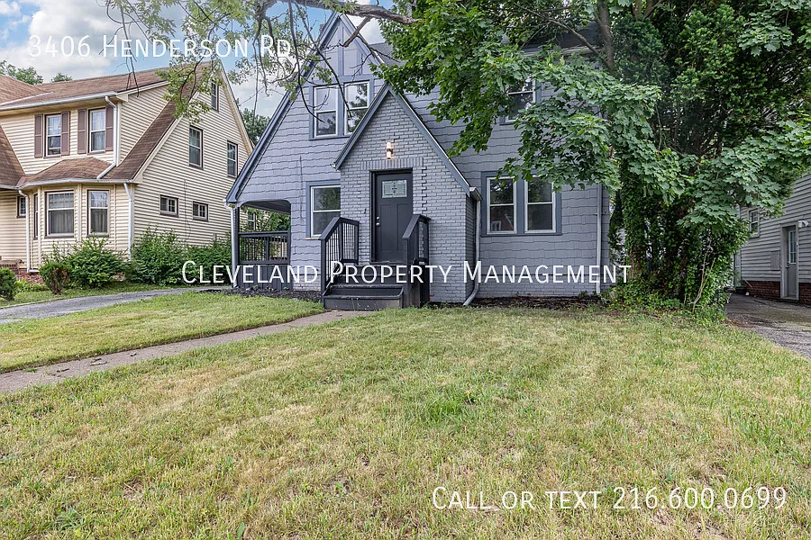 Renovated 4 bedroom in Cleveland Hts. — Photo 1