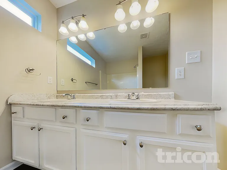 2522 Swan Sea Dr — Photo 7