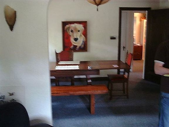 1414 Park Pl 1 - living room