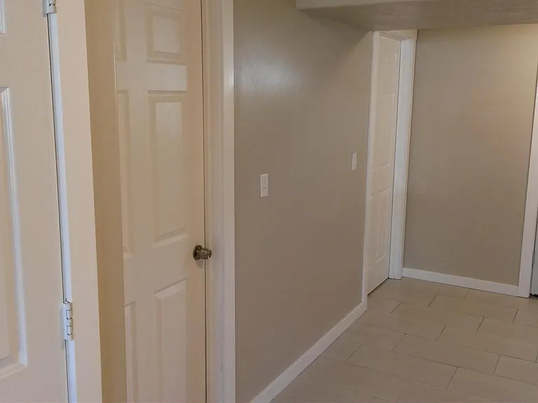 2090 W Theresa Cv — Photo 4