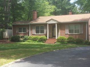 718 Lipscomb Rd, Greensboro, NC 27410