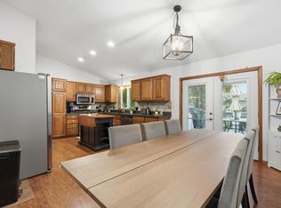 7910 Banks Path, Inver Grove Heights, MN 55077