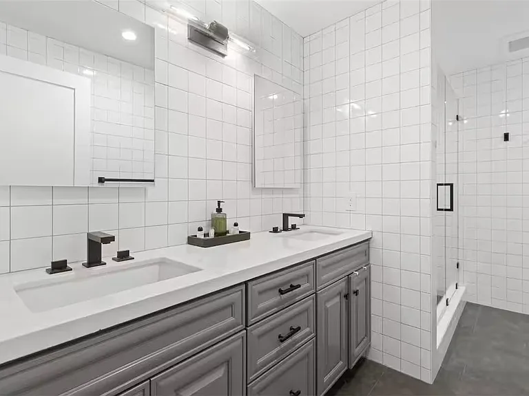 570 Tyner Way — Photo 4