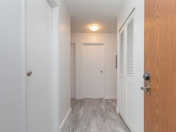 2nd image of 1545 Pandora Ave #212