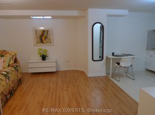16 Gamla Rd, Vaughan, ON L6A 0W3