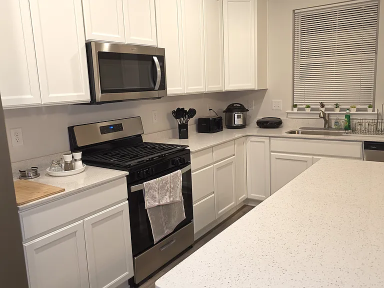 26B E Front St — Photo 10