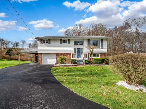 130 Dolphin Dr, Butler, PA 16002