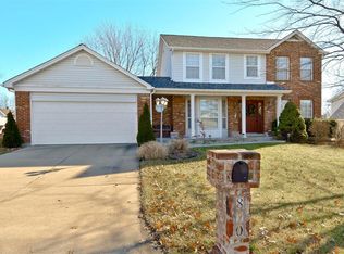 820 Ridgetop Cir, Saint Charles, MO 63304