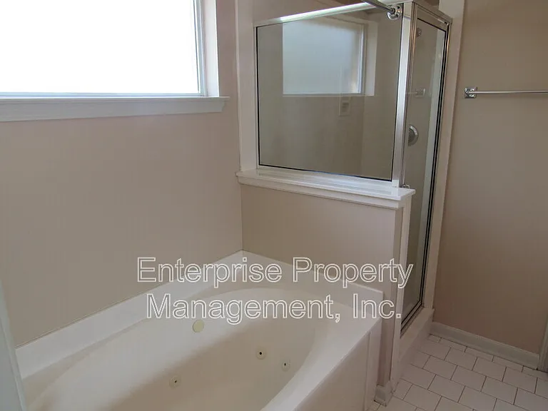 9740 Riggin Dr — Photo 12