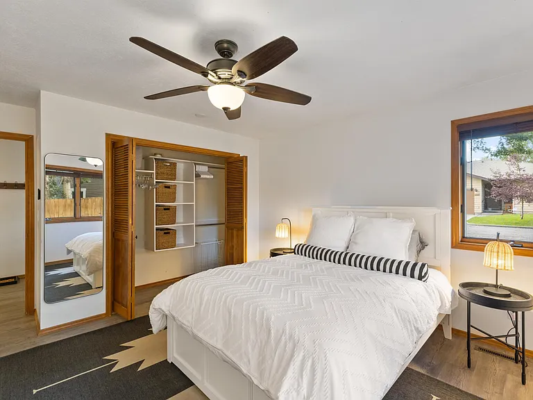 1711 W Koch St #43 — Photo 4