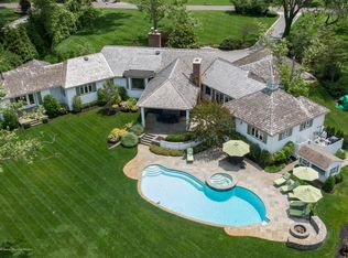 59 Gooseneck Point Rd, Oceanport, NJ 07757