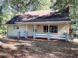1011 Chinquapin Rd, Greenwood, SC 29646