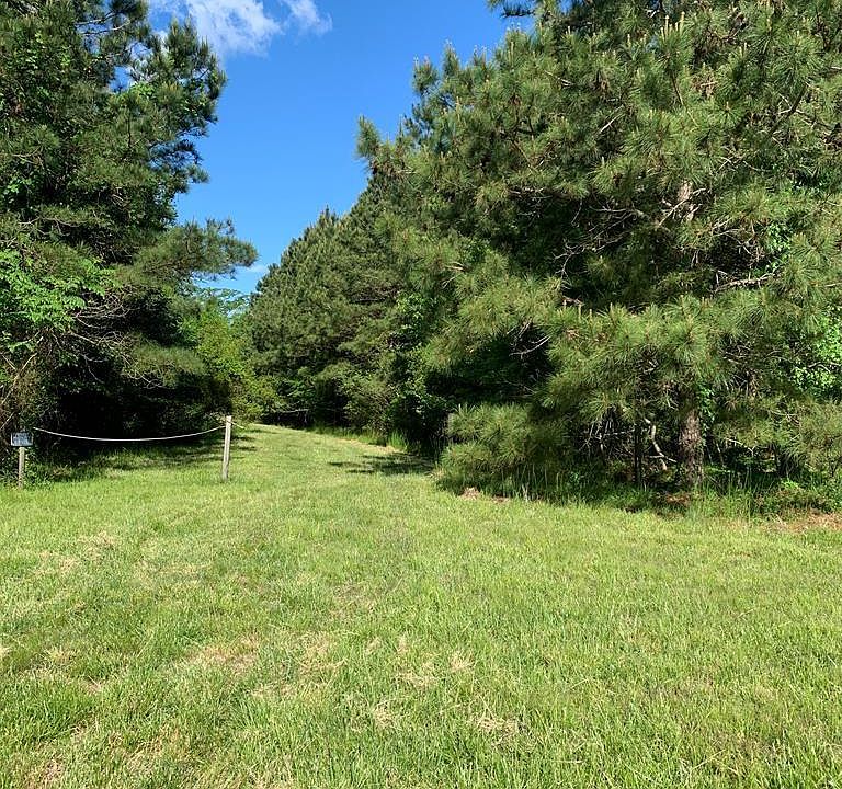 2nd image of 150 Branch Bay Ct
