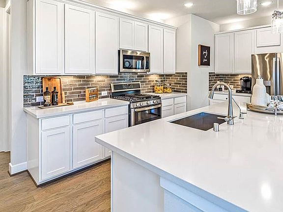 7th image of this home