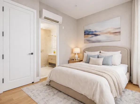 329 Gates Avenue image 1 of 12