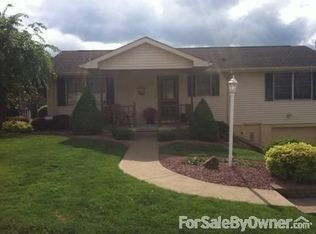 314 Rolling Dr, Belle Vernon, PA 15012
