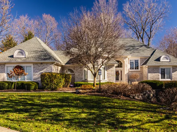 4501 Austin Oaks Ct, Zionsville, IN 46077