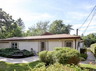 7908 Bayview Rd, Wonder Lake, IL 60097