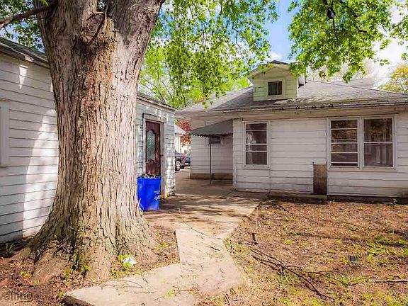 3rd image of 2609 Knight Ave