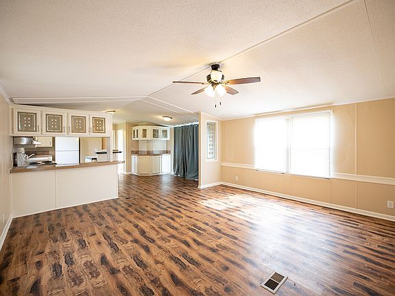 620-BIRDNEST-ROAD-living_08292024