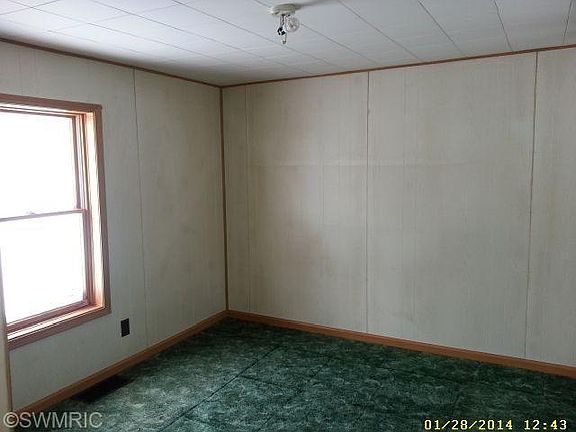 3rd image of 11304 Brown Ave