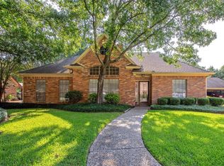2802 Crystal Falls Dr, Kingwood, TX 77345