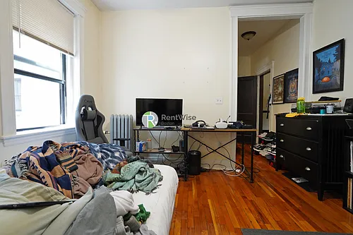 (Undisclosed Address) Photo 1