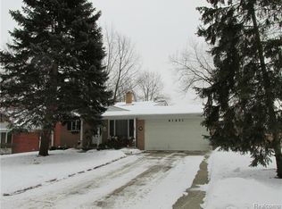 41431 Five Mile Rd, Plymouth, MI 48170