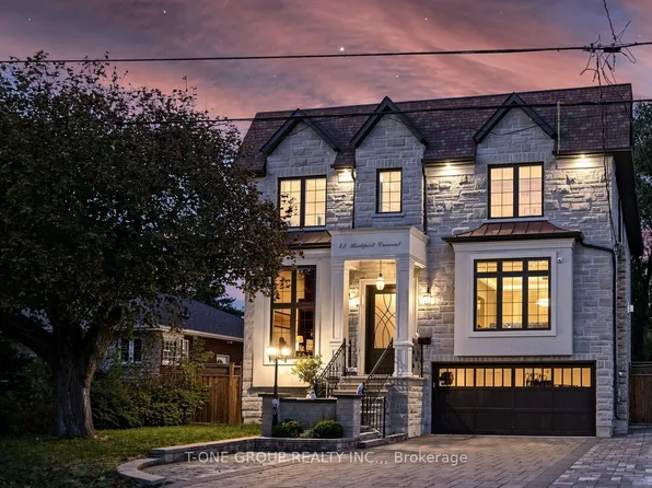 43 Rockport Cres, Richmond Hill, ON L4C 2L7