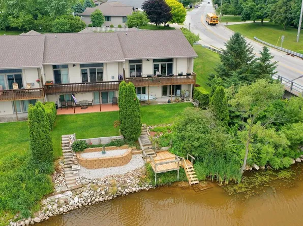 2121 45th STREET #L, Two Rivers, WI 54241