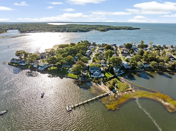 11 Turner Ave, Wareham, MA 02571