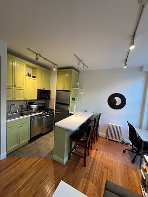 Rented by Corcoran | media 11