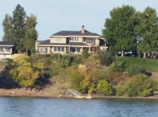 11402 W Court St, Pasco, WA