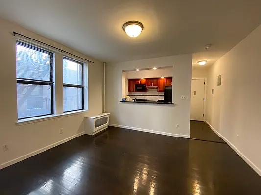 Rented by Oxford Property Group | media 18