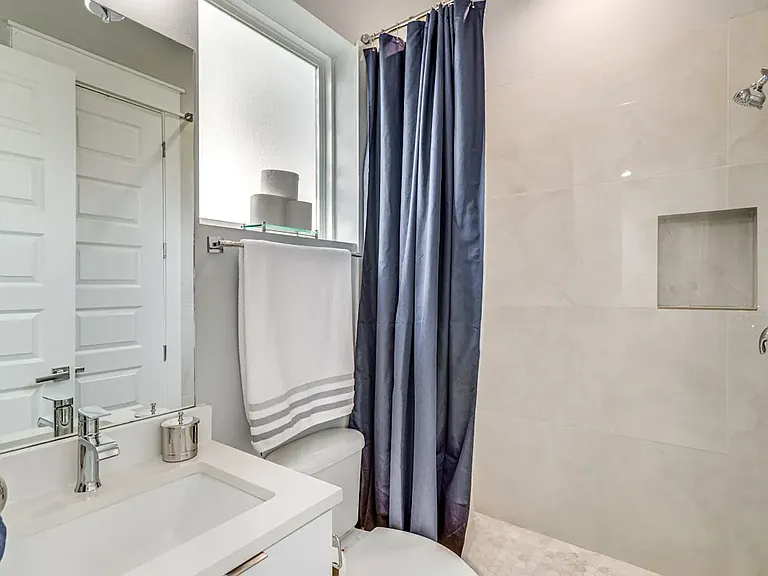 1st Floor Bathroom