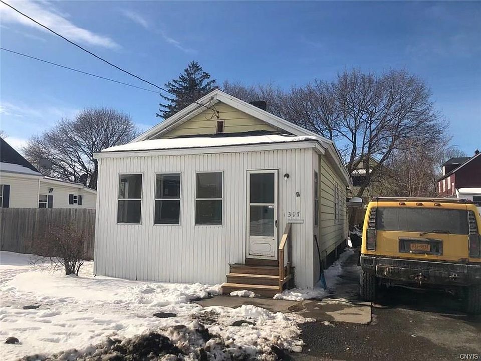 1st image of 317 N Beech St