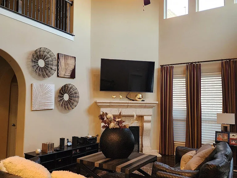 10082 Drawbridge Dr — Photo 6