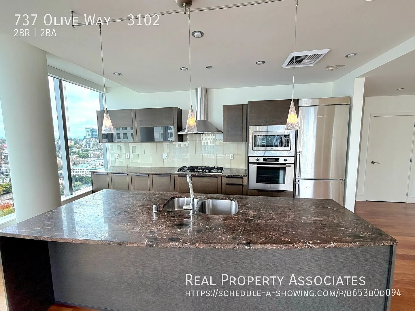 Downtown Luxury Living at Olive 8 31st Floor — Photo 3