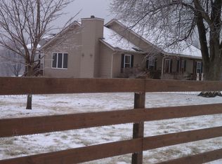 6843 Loyet Rd, Collinsville, IL 62234