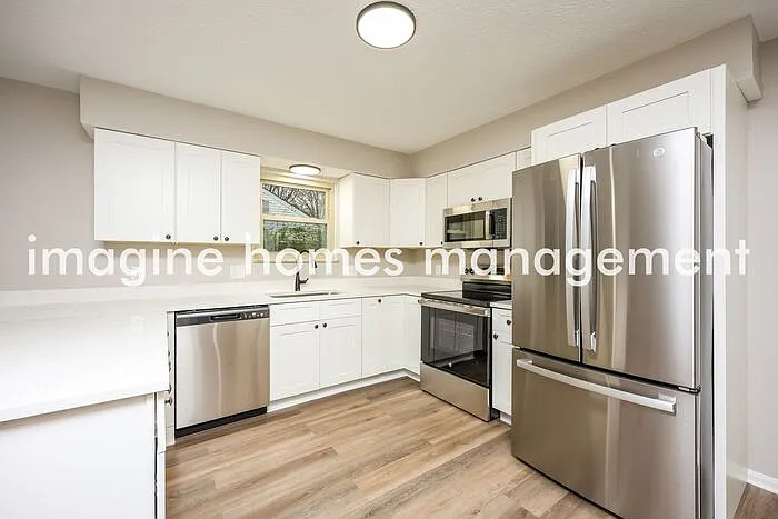 3698 Oakwood Dr — Photo 8