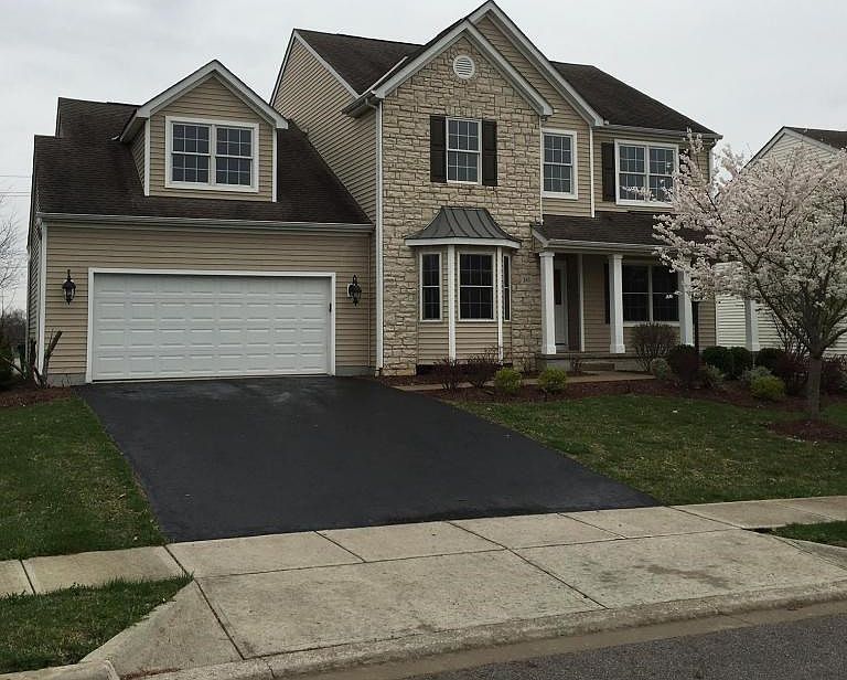 1st image of 143 Fox Glen Dr W