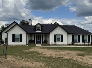 1006 High Point Dr, Mineral Wells, TX 76067