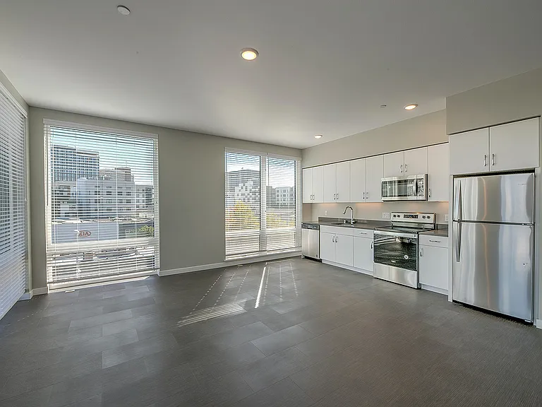 Monogram Apartments — Photo 12