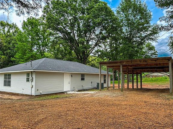 2nd image of 136 Price Rd