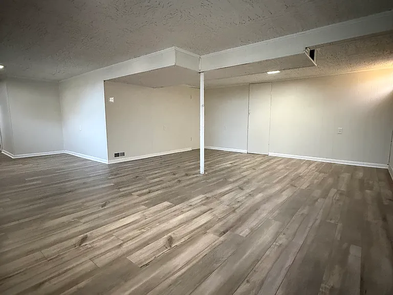 1565 S 600 W — Photo 5